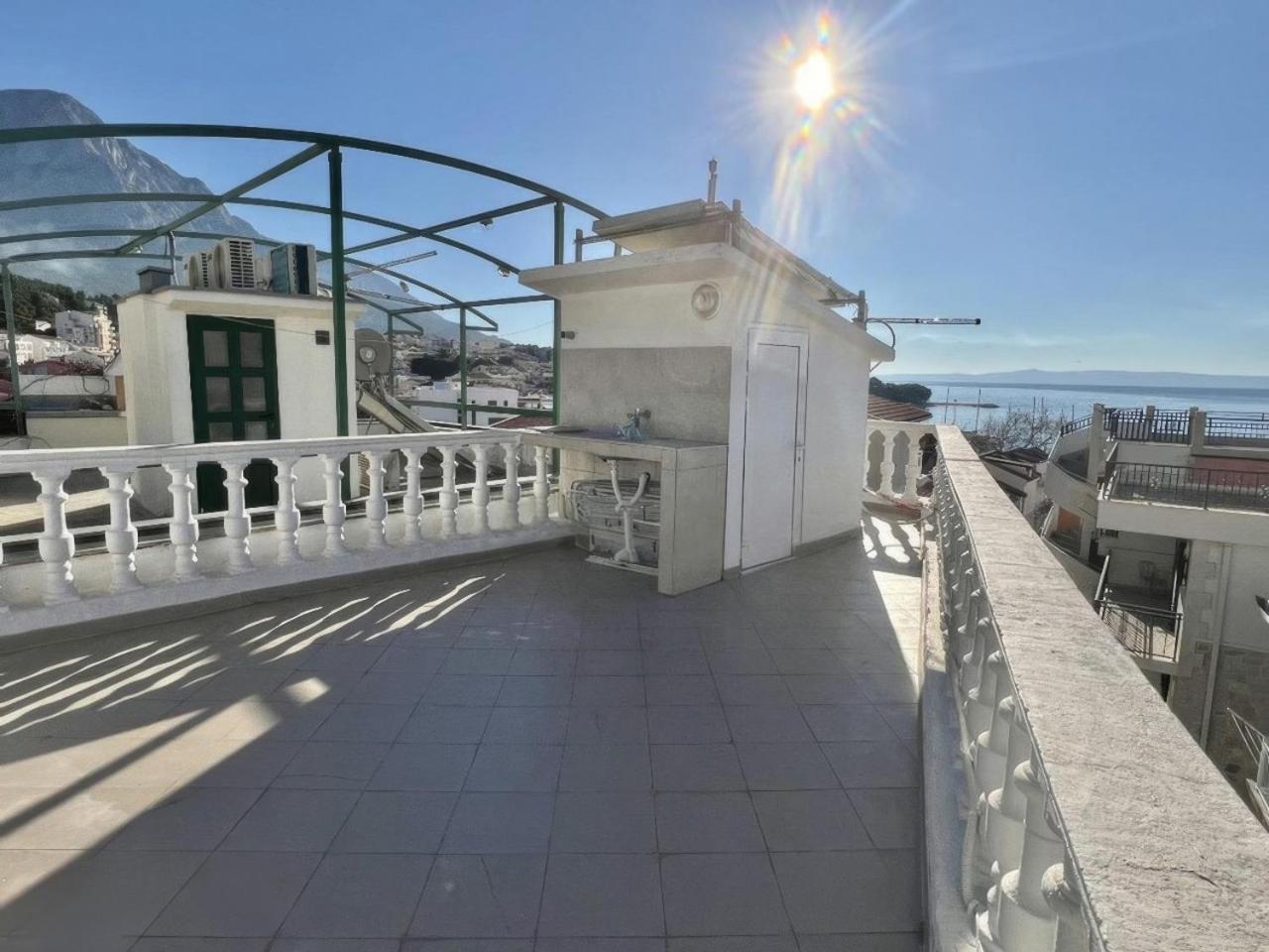 Liya Apartment Baška Voda Екстериор снимка