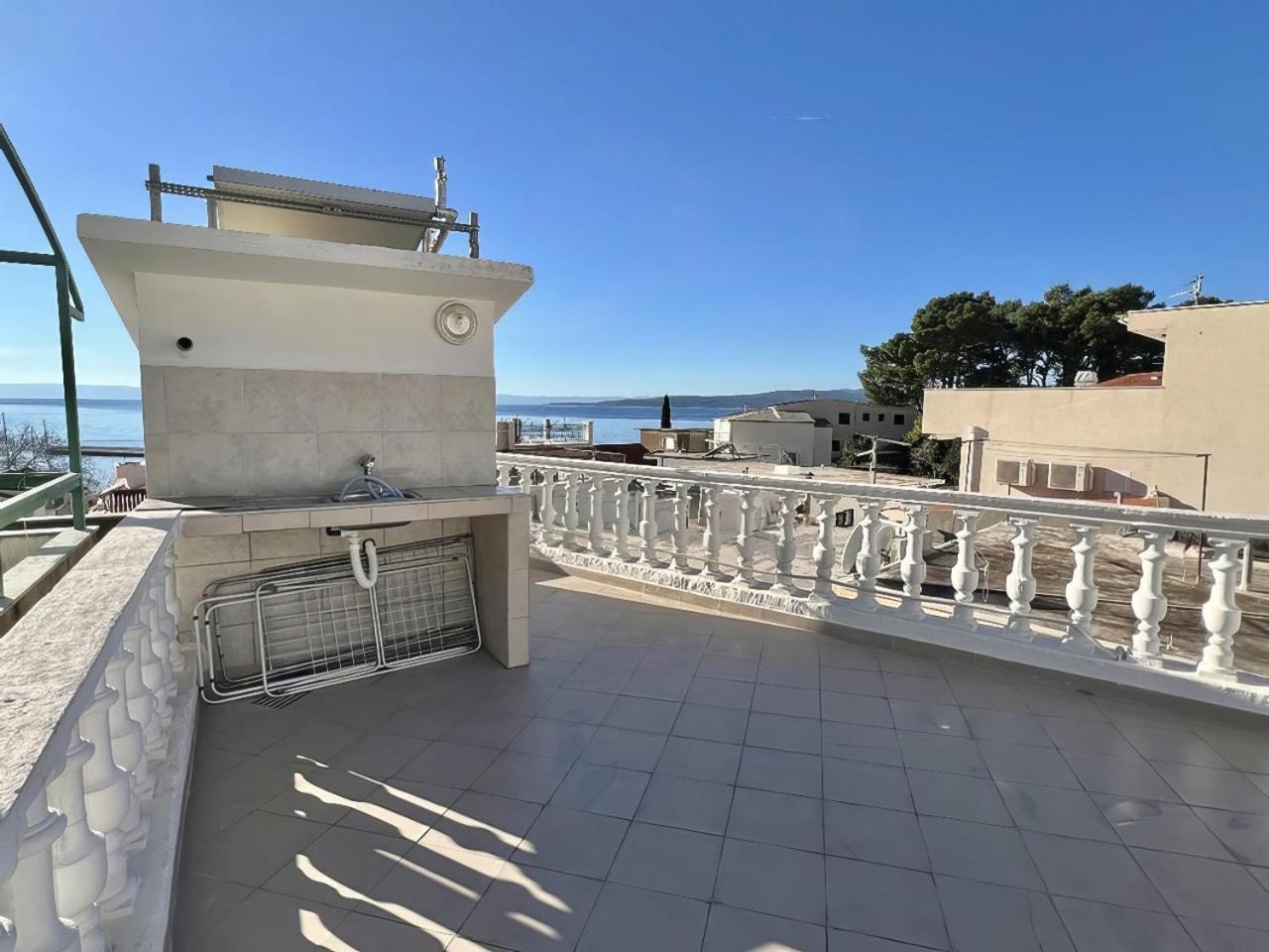 Liya Apartment Baška Voda Екстериор снимка